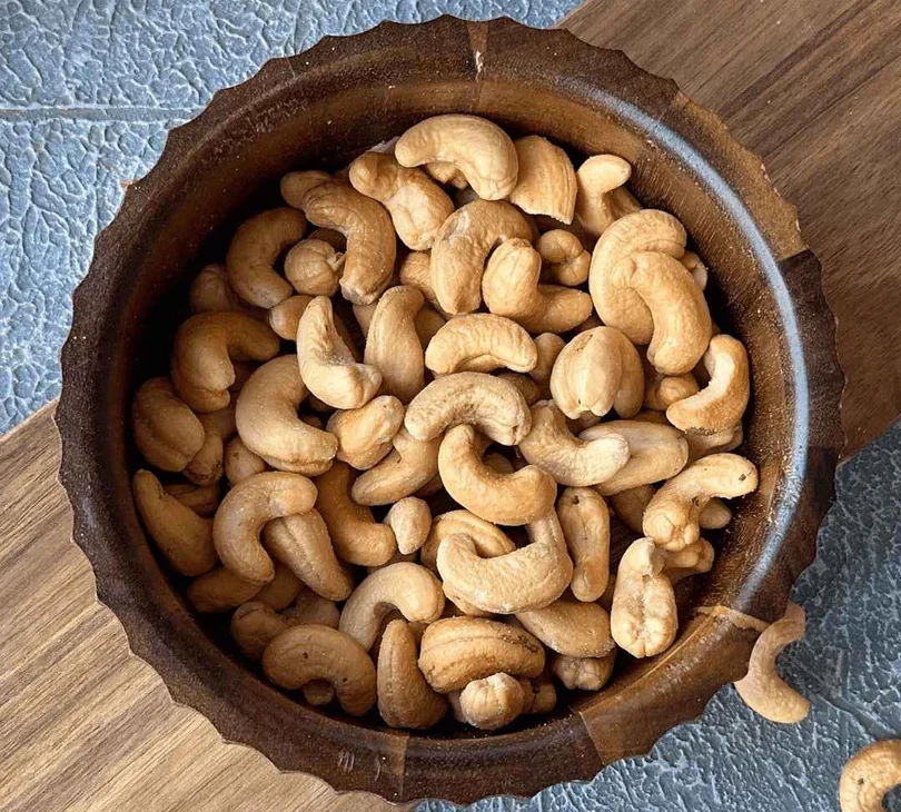 cashew nuts
